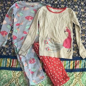 Carter’s Peacock pajama sets 8